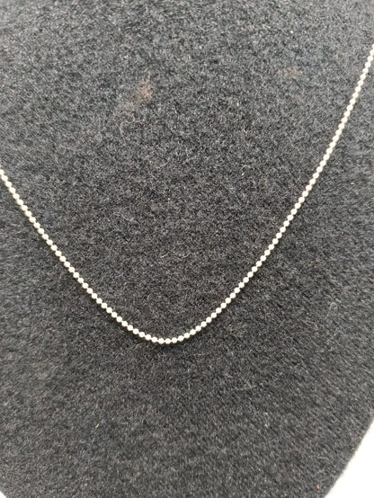 Collar punto seguido PLATA 925 peso 2.5gr 60cm, usado