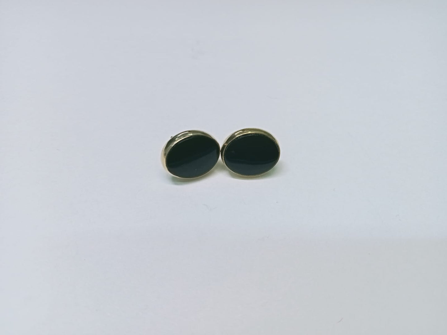 par aretes broqueles 14k- diseño piedra negra