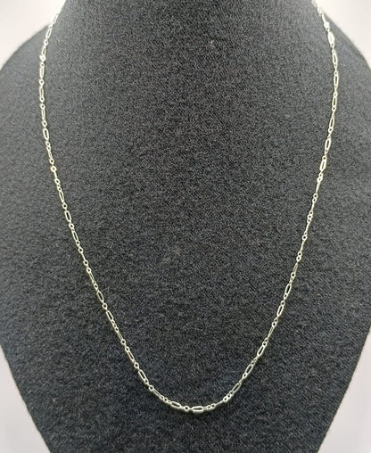 Cadena delgada PLATA 925 peso 1.6gr, usado