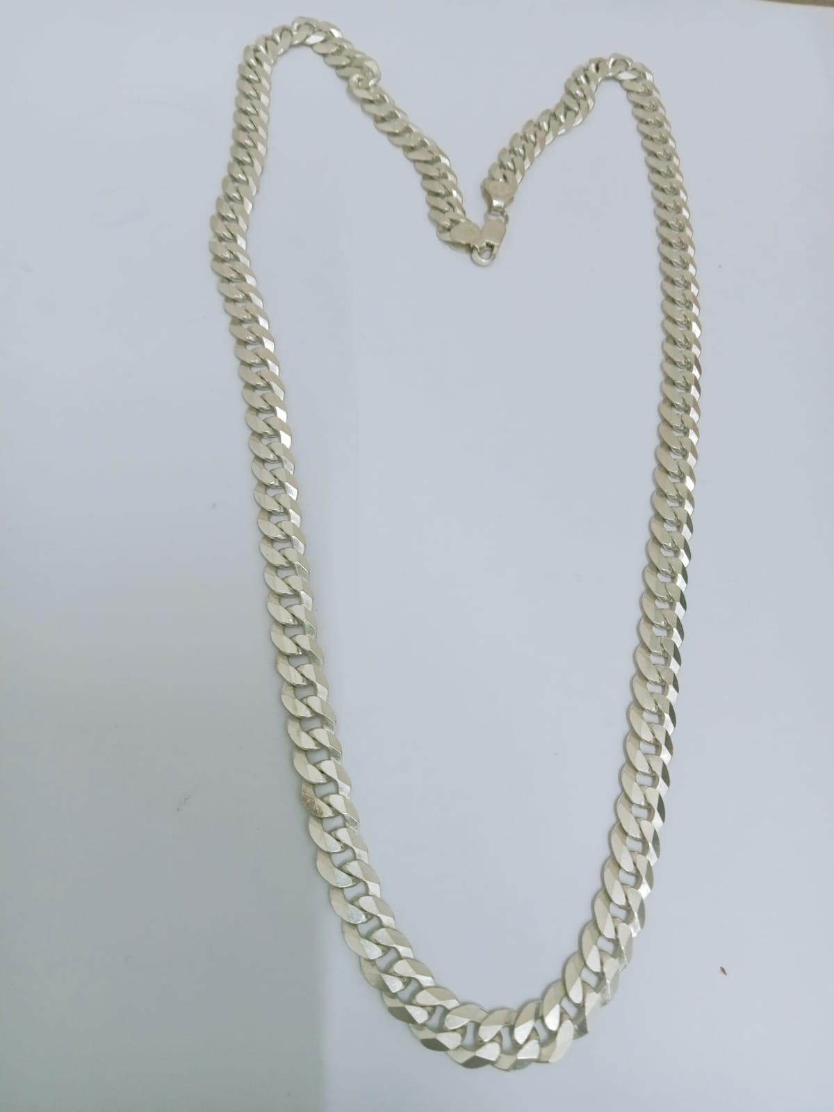 Cadena de Plata Diseño Planchado – 60.1 g