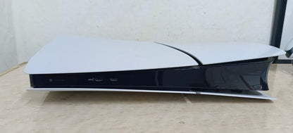 Consola de videojuegos play station 5  Sony con control y cable, usado