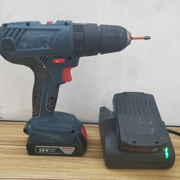 Bosch GSB 180-LI usado
