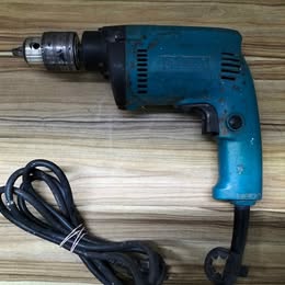 Makita MHP130 👇 (USADO)