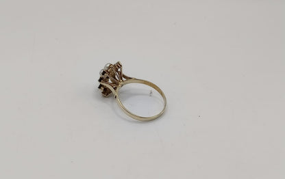 Anillo con perlas ORO 10k peso 3gr, usado