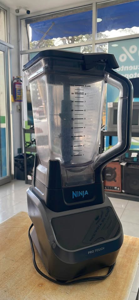 Licuadora NINJA Touch Pro  ( usada )