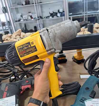 Pistola de Impacto Dewalt usado