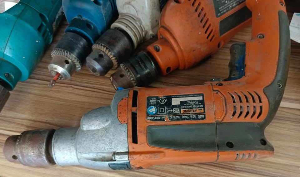 Taladro rotomartillo Ridgid, usado
