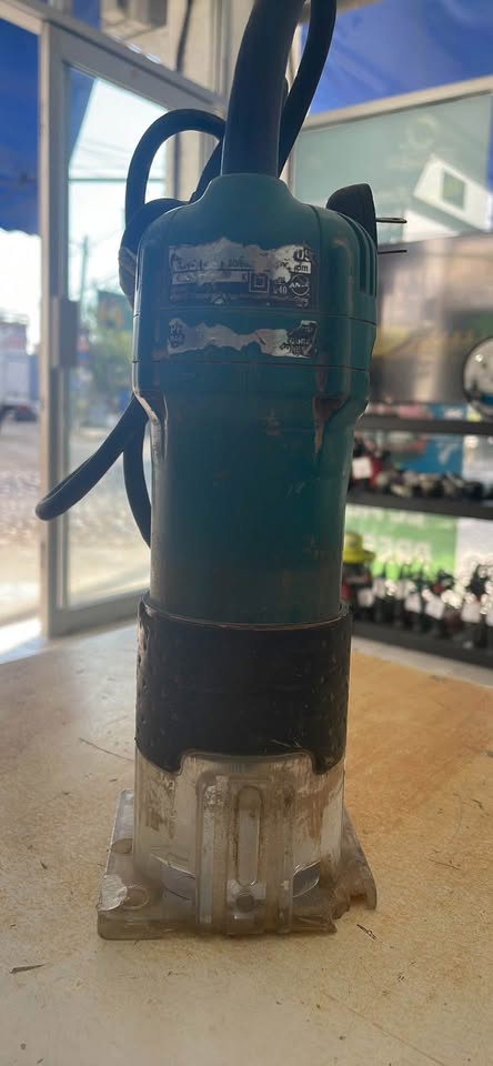 MAKITA RAUTER / 3709