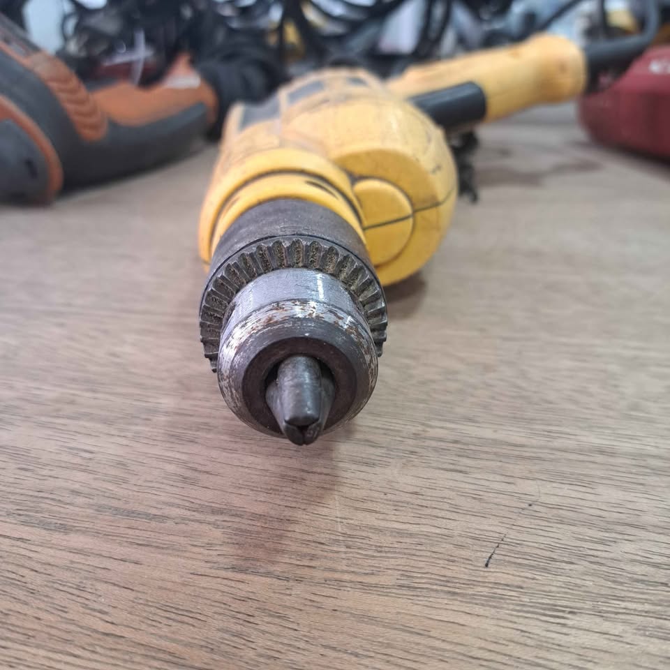 Rotomartillo Dewalt DWD024 usado