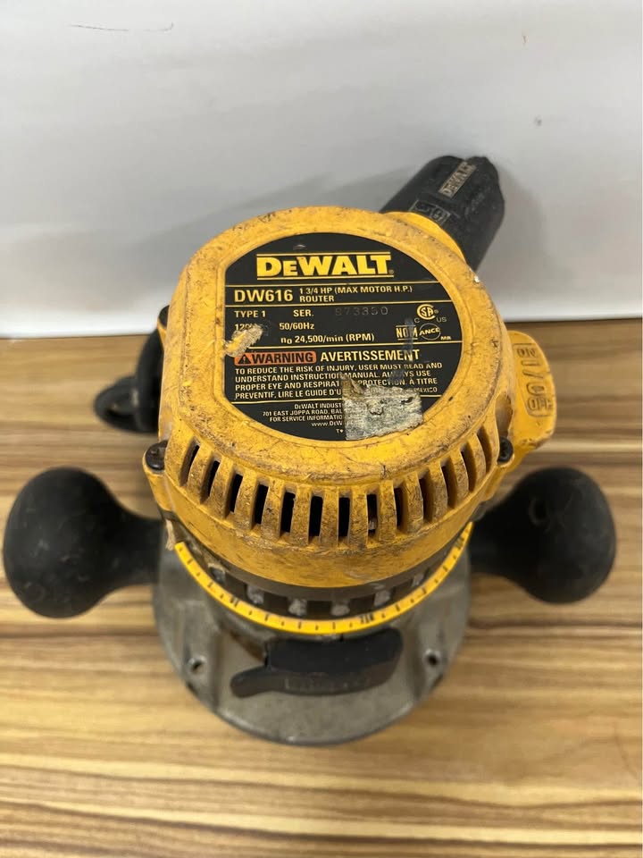 Router Dewalt DW6184
