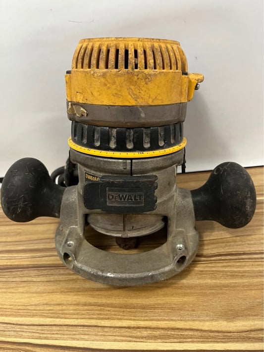 Router Dewalt DW6184