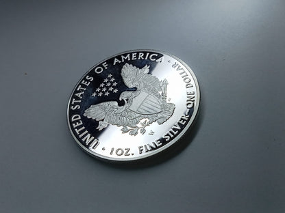 Moneda de Plata Liberty Ley .999