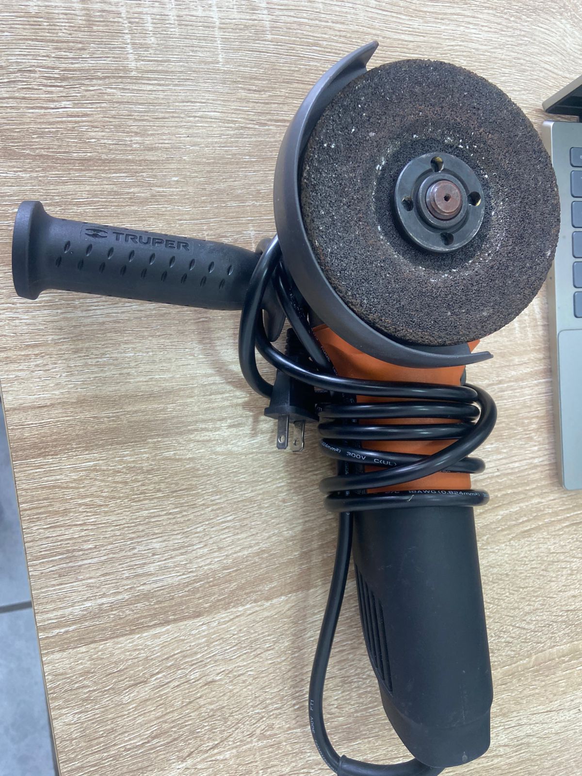 ⚙️ Mini Esmeril TRUPER – Seminuevo ⚙️