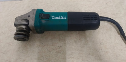 Mini esmeril MAKITA ph5797 sin disco, usado