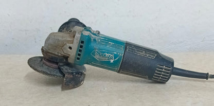 Esmeril MAKITA m0901