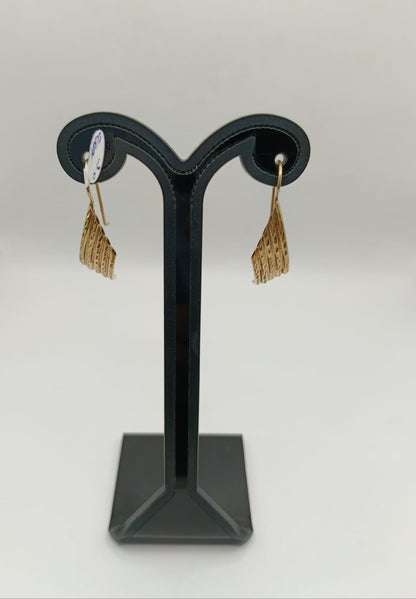 Aretes tipo tubitos ORO 8k peso 3gr, usado