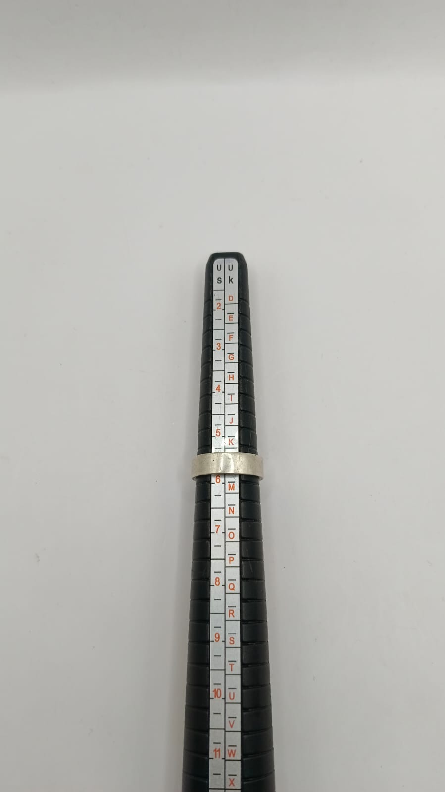 Argolla lisa PLATA 925 peso 3.6gr, usado