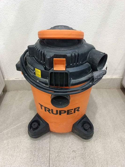 Aspiradora Truper con manguera, usado