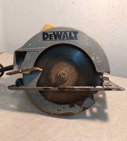Sierra circular Dewalt dw352-b3, usada