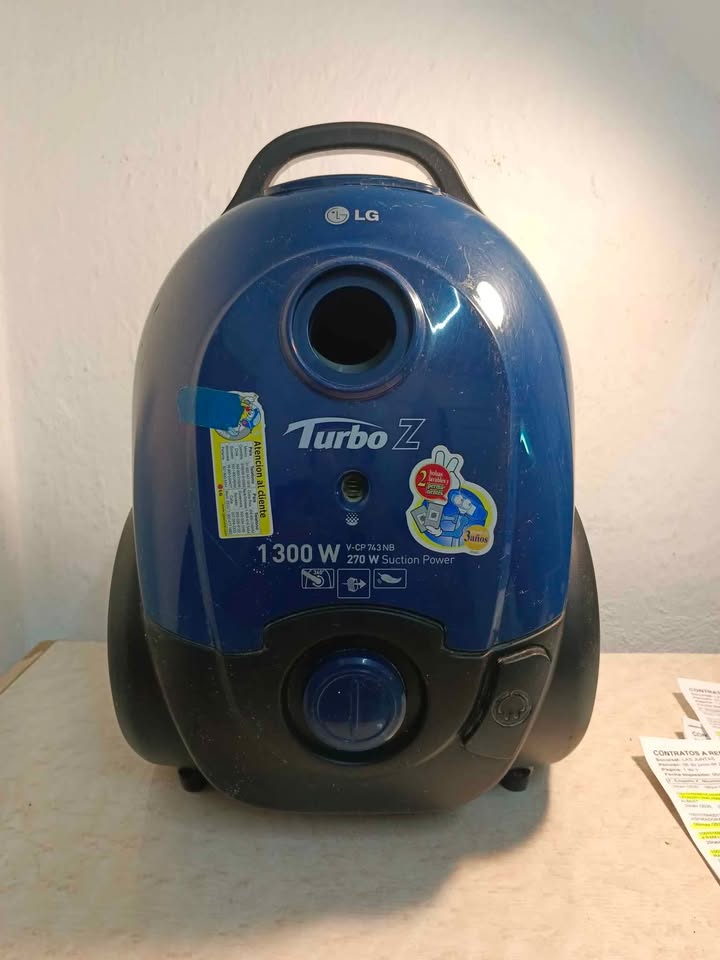 Aspiradora LG v-cp743nb, usado