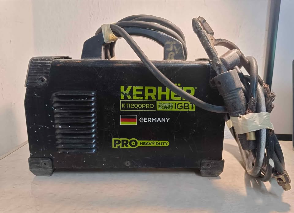 Soldadora Kerher kt1200pro con cables, usada
