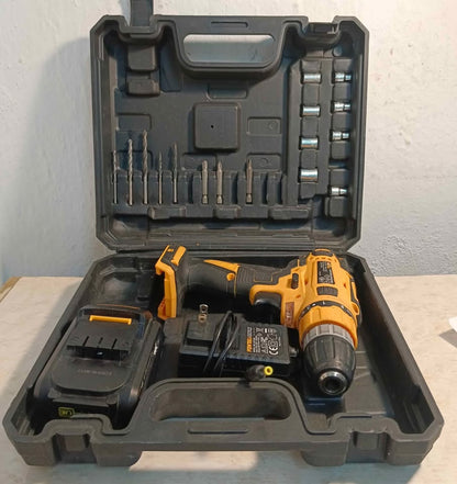 Taladro inalámbrico Pow Tools bc1208, usado