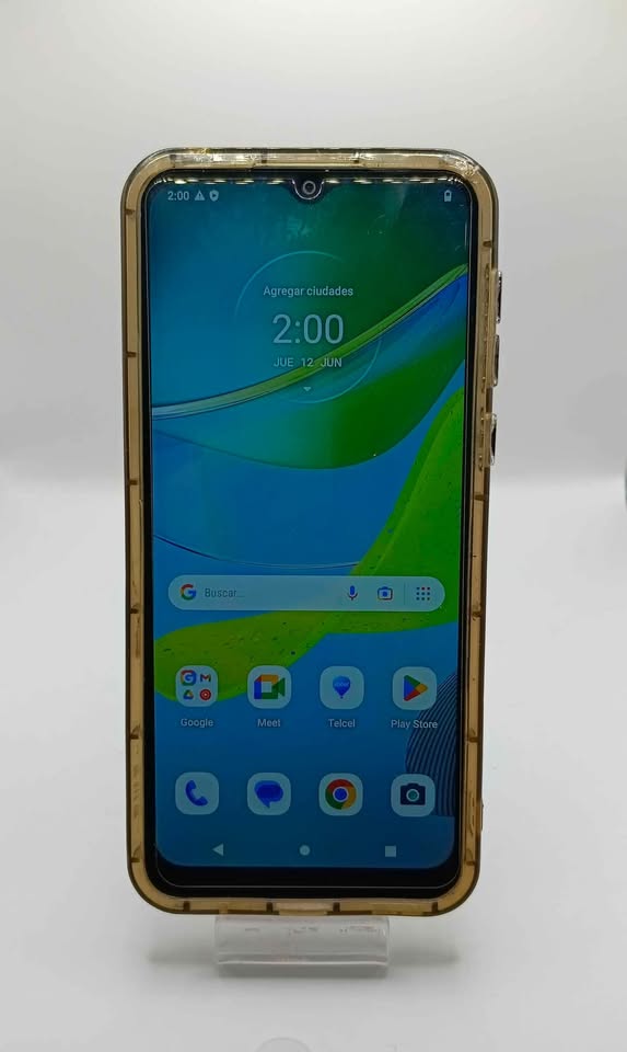 Motorola moto E13 64gb 2ram, usado
