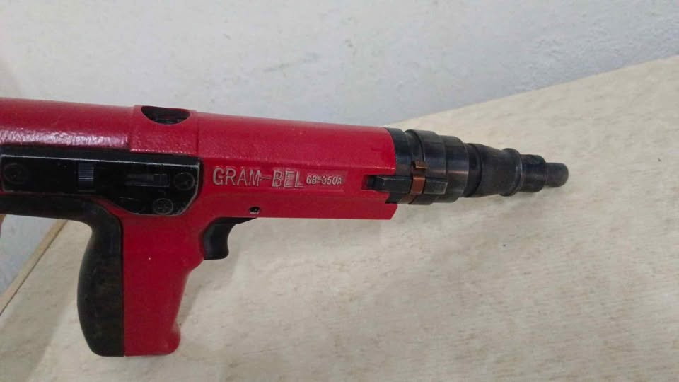 Pistola de fulminantes Grambel gb-350a, usada