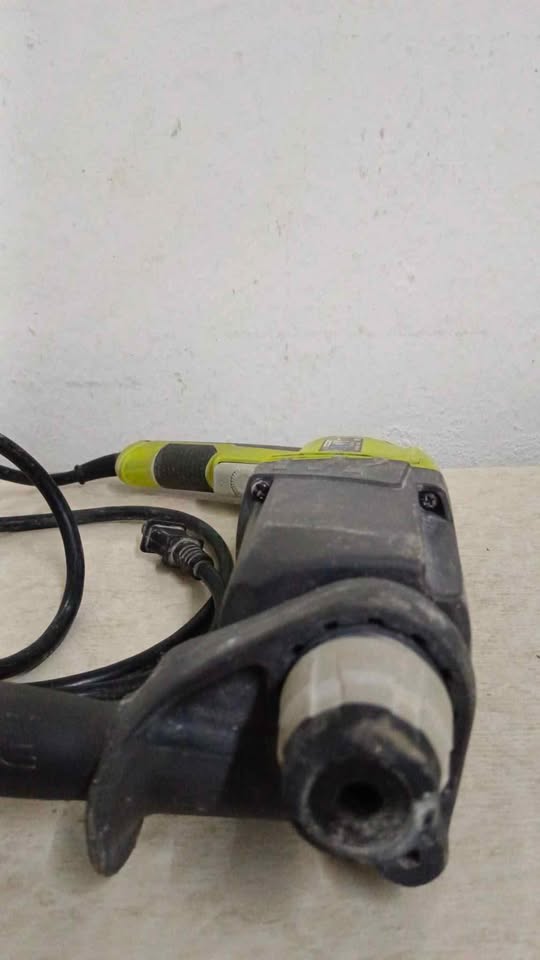 Taladro Rotomartillo Ryobi sds65, usado