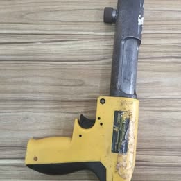 Pistola de clavos Dewalt