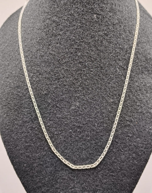 Cadena gussi PLATA 925 peso 6.2gr, usado