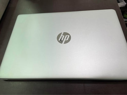 Laptop  HP  Core i7 12ª Generación ( usada )