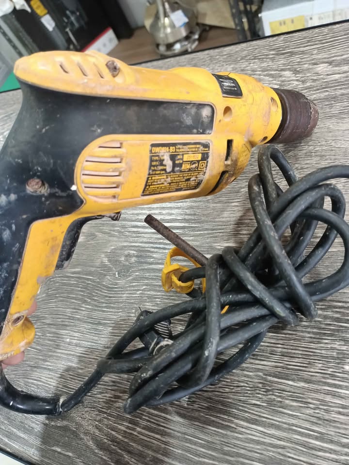 Taladro Dewalt, usado