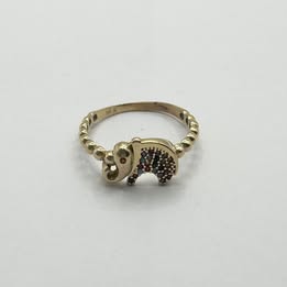 Anillo de oro con figura de elefante 10k 1.8 grms usado