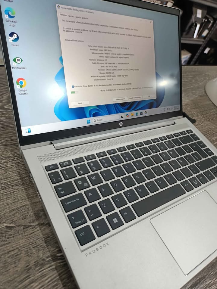 Laptop hp Probook 240 GB SSD y 8 RAM procesador core i5, usado