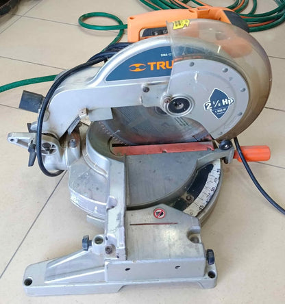 Sierra ingletadora Truper, usado