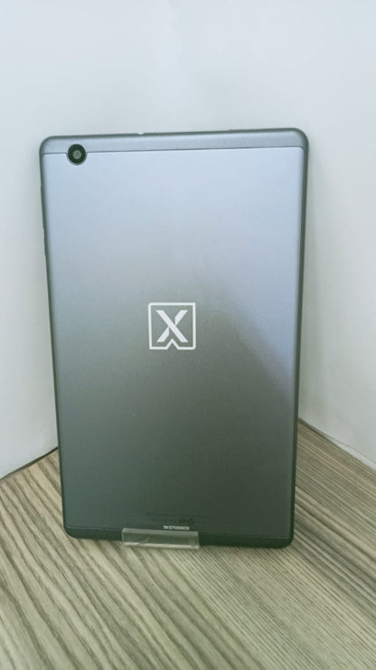 Tableta Lanix 32 gb 2 ram ( usada)