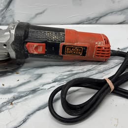 Mini Esmeril Black+Decker – Usado