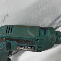 Taladro Makita HP1640 – Usado