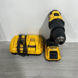 Taladro inalámbrico Dewalt con cargador y batería