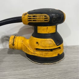 Lijadora Orbital Dewalt
