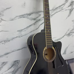 Guitarra Electroacústica FEMMTO – Usada