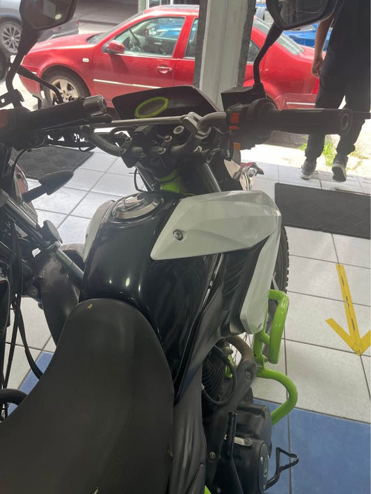 Motocicleta Italika DM200 2024