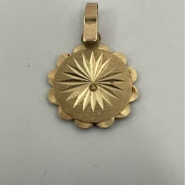 Dije flor oro/10k/1.3gr