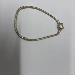 ulsera Pandora Moments – Broche Corazón
