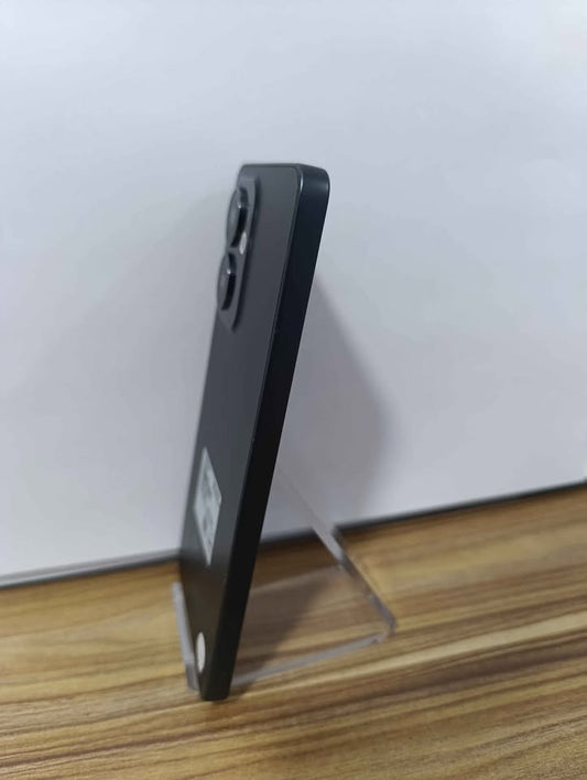Celular Reno 13F 256 GB 12ram liberado USADO