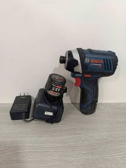 Atornillador inalámbrico Bosch 2 baterías y cargador PS41