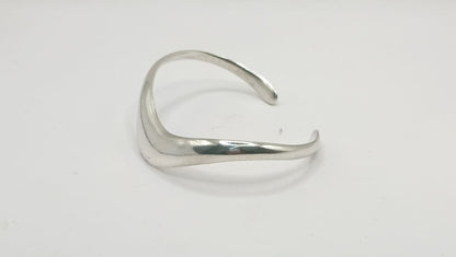Pulsera en v PLATA 925 peso 22.7gr, usado
