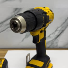 Taladro Inalámbrico DeWalt DCD7771 – Usado