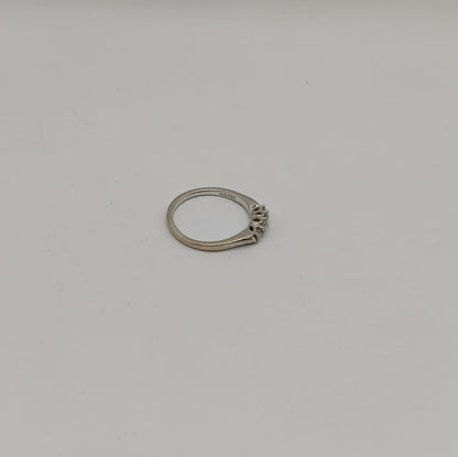 Anillo ORO blanco 10k peso 2.4gr, usado